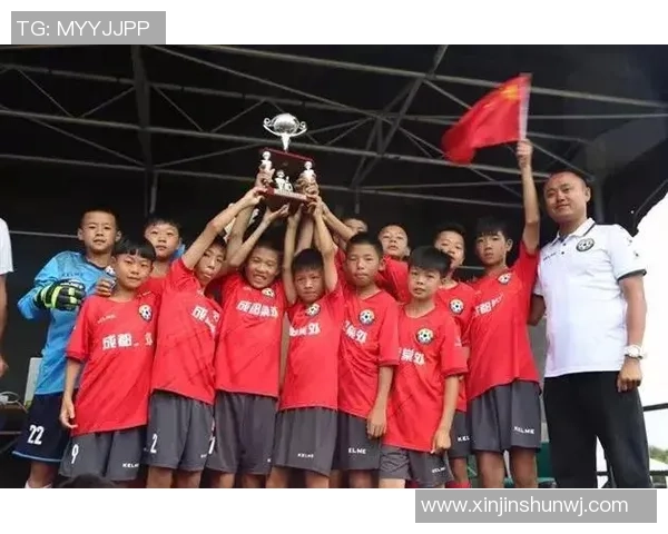 成都足球队在世界锦标赛中的辉煌历程与突破成就全景回顾 成都足球队在世界锦标赛中的辉煌历程与突破成就全景回顾